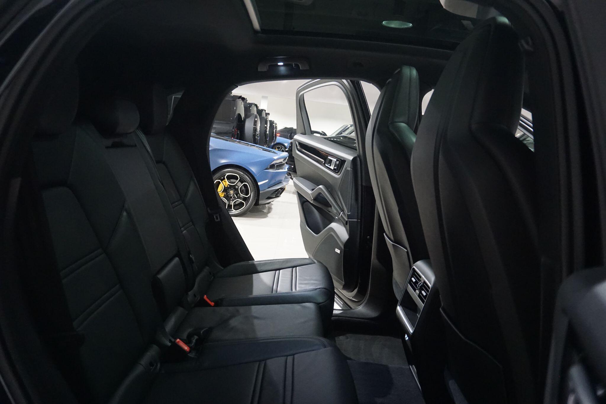 Porsche Cayenne 2.9T V6 S TiptronicS 4WD Euro 6 (s/s) 5dr